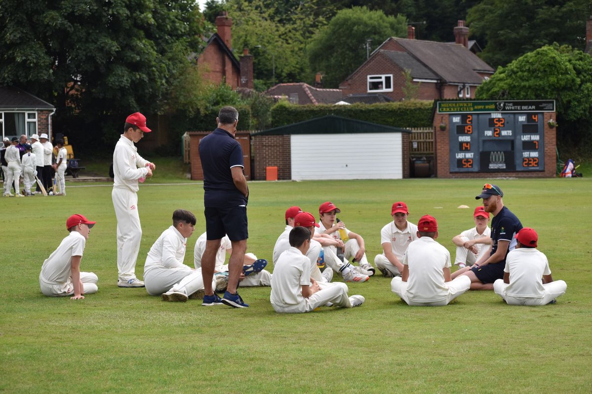 Another great day Monday with the <a href="/GlamCricket/">Glamorgan Cricket</a> U13’s

Brilliant to see the team working hard together and leaving the place as they found it 👊🏏👍

📷 <a href="/ESKench/">Liz Kenchington</a> 

#sweepthesheds