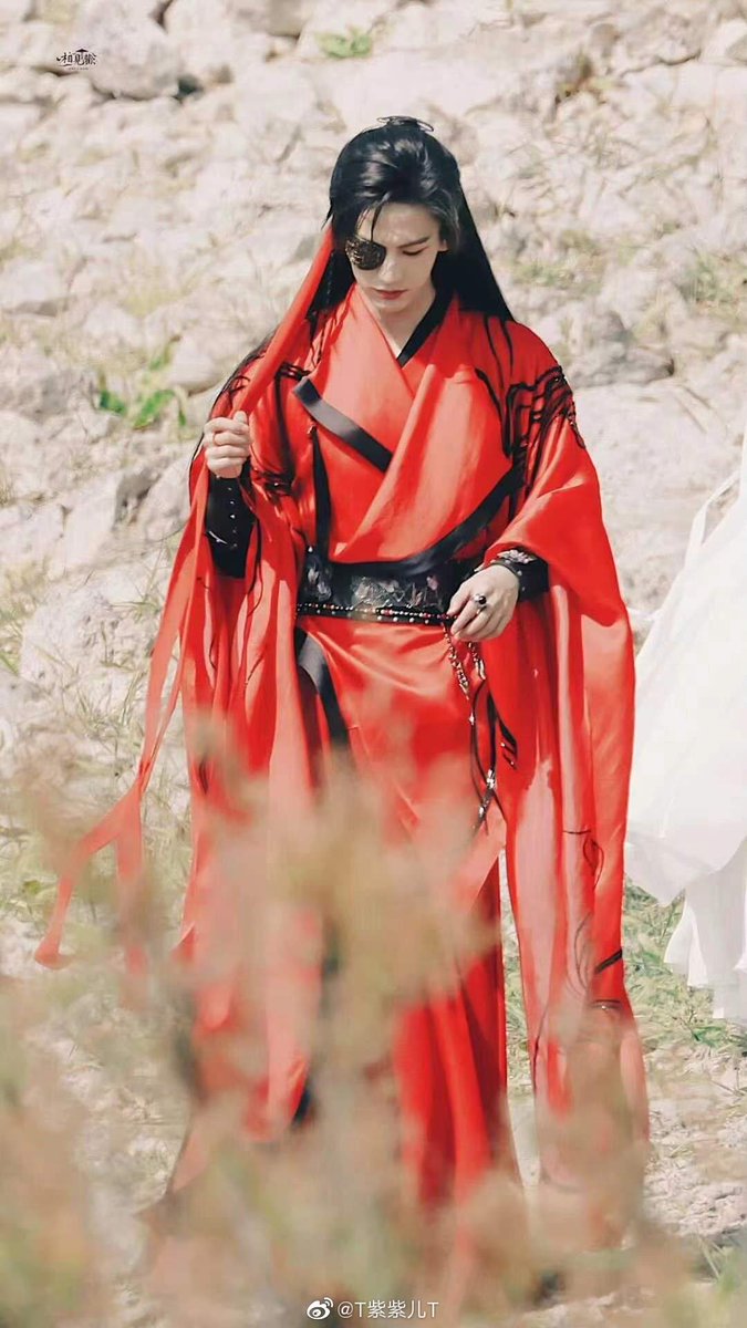 ZhanglingheP's tweet photo. ความอลังของชุดเริ่มมาแล้วววว
#สวรรค์ประทานพร #จางหลิงเฮ่อ #张凌赫 #zhanglinghe https://t.co/lZa9lZJJ6a