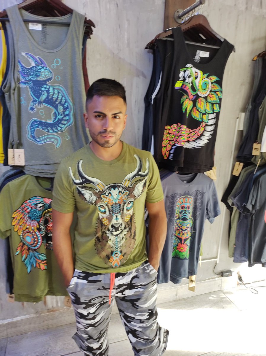 LarvaClothing's tweet photo. ¿Cuándo fué la última vez que vestiste Larva? 🙄
*Te esperamos en la calle de Mérida No.122 (1er. Piso), Colonia Roma Norte CDMX., De Lunes a Sábado de 11:30AM a 7PM y Domingos de 11:00AM a 6:00PM. 🛍️🛒
https://t.co/fbniXKlzQ3
#larvaroma #outfitstyle @memodorantes #larvadesigns https://t.co/SMk9lkHI5T