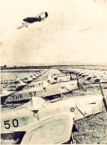 Atatürk'ün kurduğu şu iki kurumu,

1-Hıfzıssıhha Enstitüsü
2-Türk Hava Kurumu

yok etmeyip geliştirseydiniz;

 1-Pandemide kendi aşımızı kullanıyor olabilirdik,
 2-Ülkemizin en güzel köşeleri cayır cayır yanıp kül olmazdı.

Atatürk Cumhuriyeti'ne düşmanlıkla bitirdiniz ülkeyi...