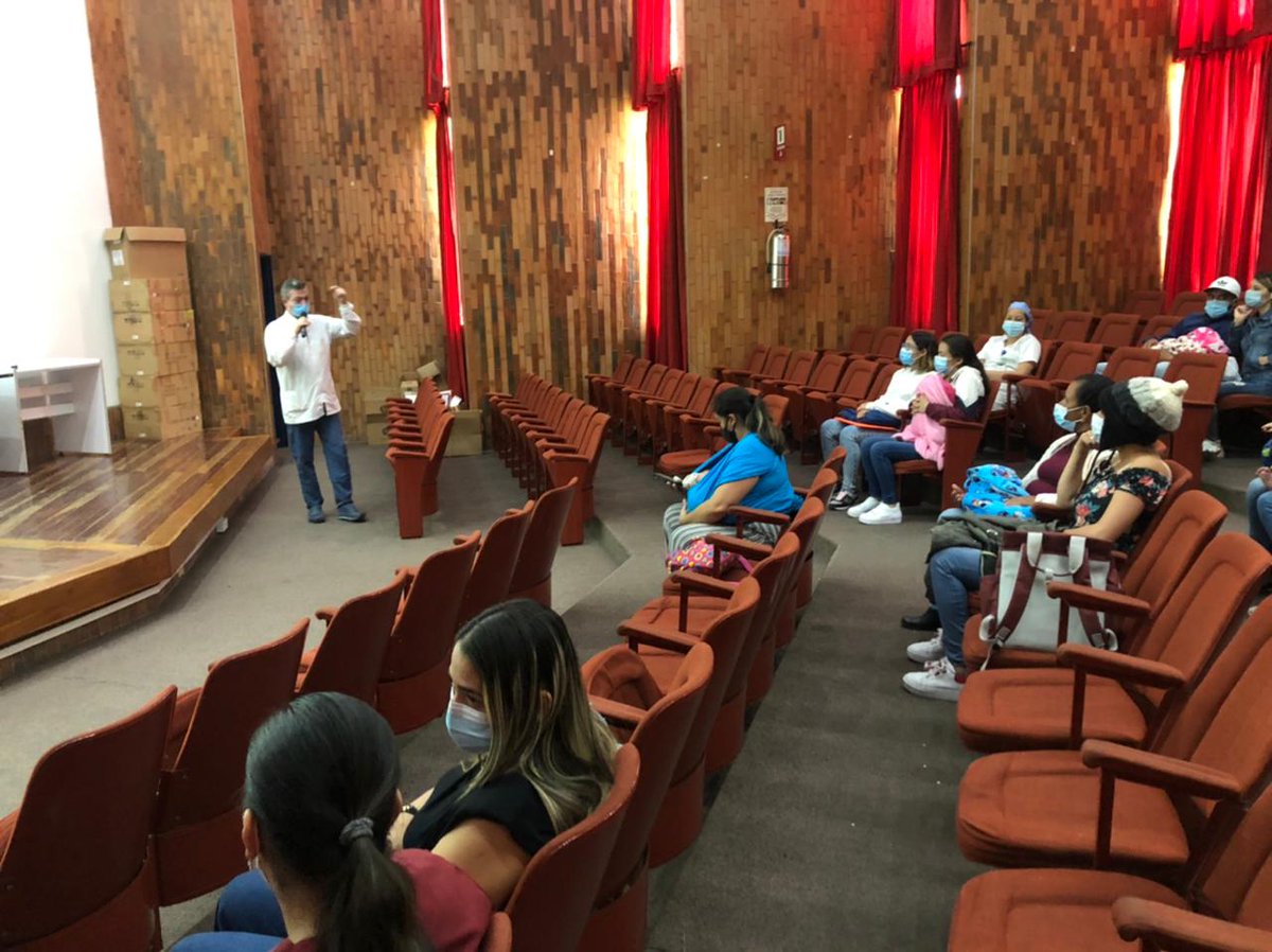 HospitaleseRgro's tweet photo. Semana de la #LactanciaMaterna un compromiso de todos/as.
Por una lactancia sostenible y con amor que requiere el compromiso de todos los actores sociales https://t.co/LshWqf2ra9
