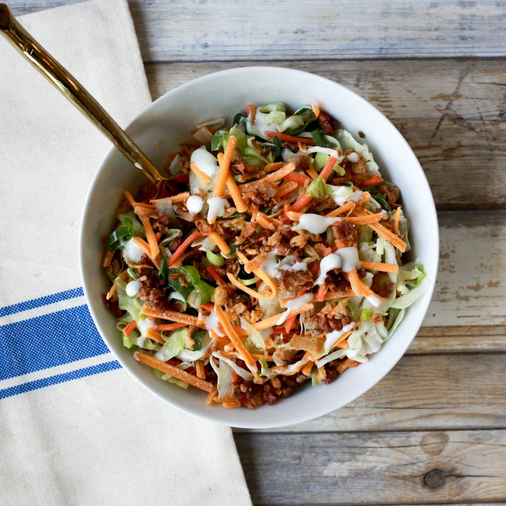 FairEarthFarms's tweet photo. Salad that is packed with a purpose  💚🌎 #Compostable https://t.co/rry2OQDvpU