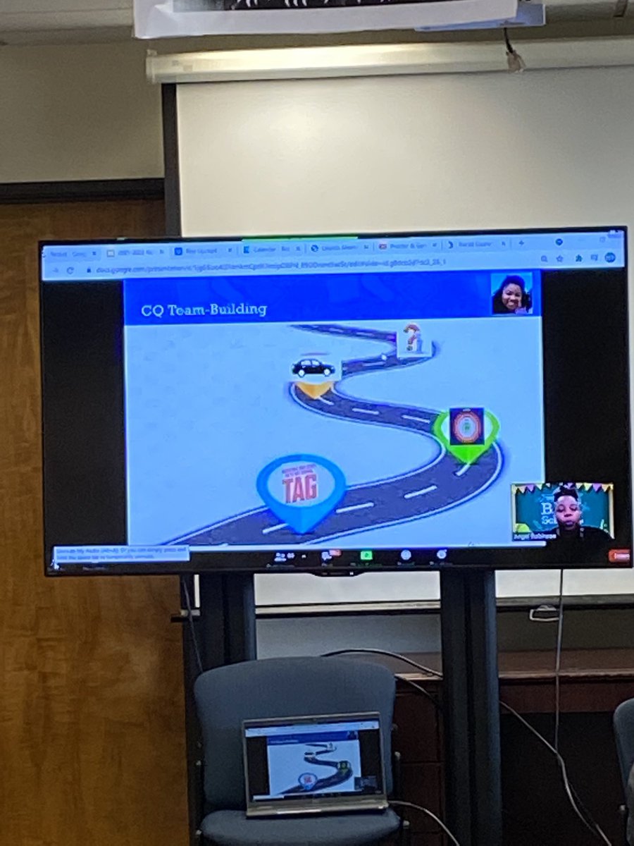 Mo1Ramirez's tweet photo. Early Learning CQ Team Building is pushing our thinking about our Circle or Trust! So lucky to have Angel Robinson as our CQ Expert! @DrElenaSHill @MurilloDebbie1 @StellaKastl @ICanReadDallas #ELkickoff2021 https://t.co/JYIbI8Trdl