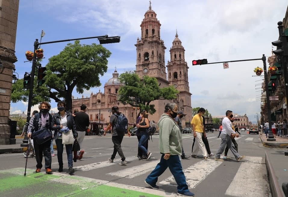 SECRETARÍA DE SALUD DE MICHOACÁN on Twitter: "Morelia y Lázaro Cárdenas se  mantienen como los municipios con mayor incidencia de muertes a causa del  COVID-19. Ambos se encuentran en bandera roja por