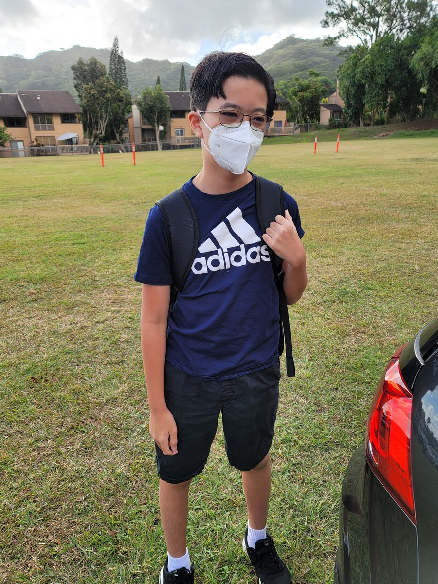 jilltokuda's tweet photo. And just like that, our baby is in the sixth grade! Masked up & ready to learn! Big mahalo to our @KaneoheEl team for all they do to make us feel safe & supported! 💙💛#proudmama #loveourboys #windwardstrong https://t.co/rQbbVcjYEy