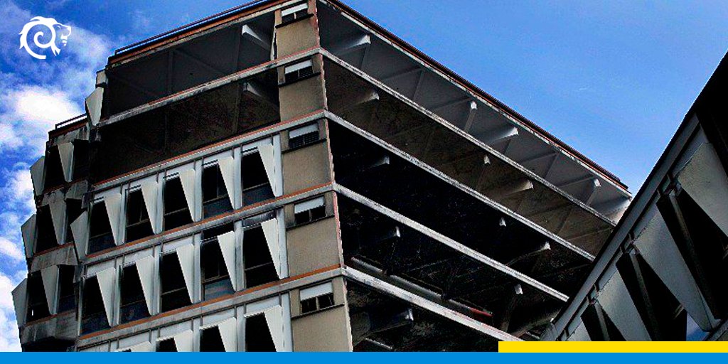 leomoncadasc's tweet photo. El Centro Cívico es hoy un monumento carente de urbanidad. El deterioro de su infraestructura es la demostración material de las debilidades en la cultura pública. Ha transcurrido más de una década ¿Por qué no fueron asignados recursos para su recuperación? #Tachira #SanCristobal https://t.co/okD70cZ20g