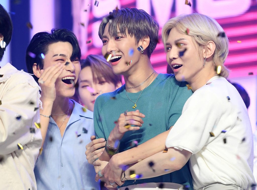 knowhwas98's tweet photo. happy anniversary for the most memorable moment !! happy 1 year #inception2ndwin hehe good night <3 https://t.co/Rrs700gIuc
