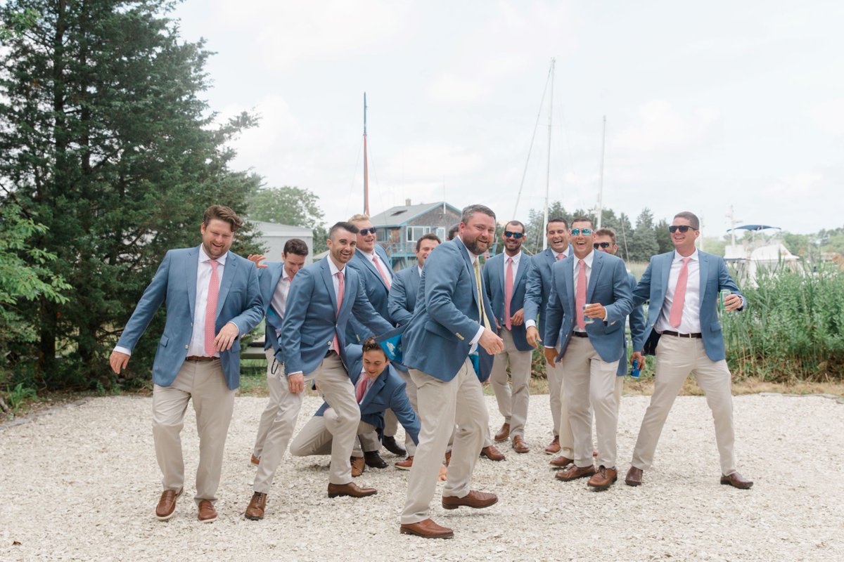INDOCHINO's tweet photo. Wedding tip of the week: always make sure you get one serious photo and one fun one. Congratulations Caitlyn &amp; Kyle!

📸: Stephanie Berenson Photography 

#IndochinoWeddings #MadeForYou https://t.co/qJGn1gzwkP