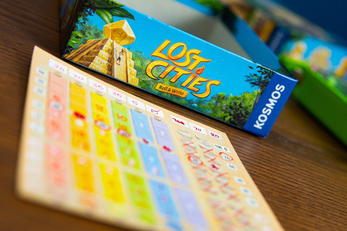 kovraystudios's tweet photo. Day 4: Lost Cities: Roll & Write https://t.co/2cDrCL1Y3D designed by @ReinerKnizia and published by @ThamesAndKosmos ! Love the colour blind friendly dice design, and the neat refusal dice mechanic that can lose or gain you points depending on usage. #boardgames https://t.co/Qirpcyg5g9