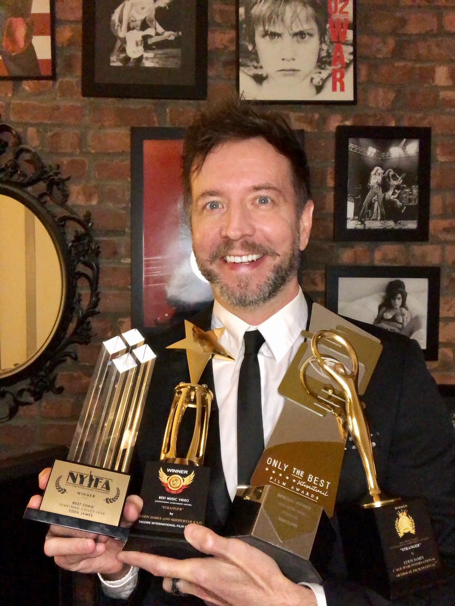 EdenJamesMusic's tweet photo. More of these badboys arrived this week. Play the album loud and join me in the celebration!🍾🥂🏆

#awardwinning #album #allthegoodblankaretaken #indierock #classicrock #hit #songwriter @NYIntFilmAwards @tagorefilm #otbfilmawards #liaff https://t.co/gOP9hSJyft