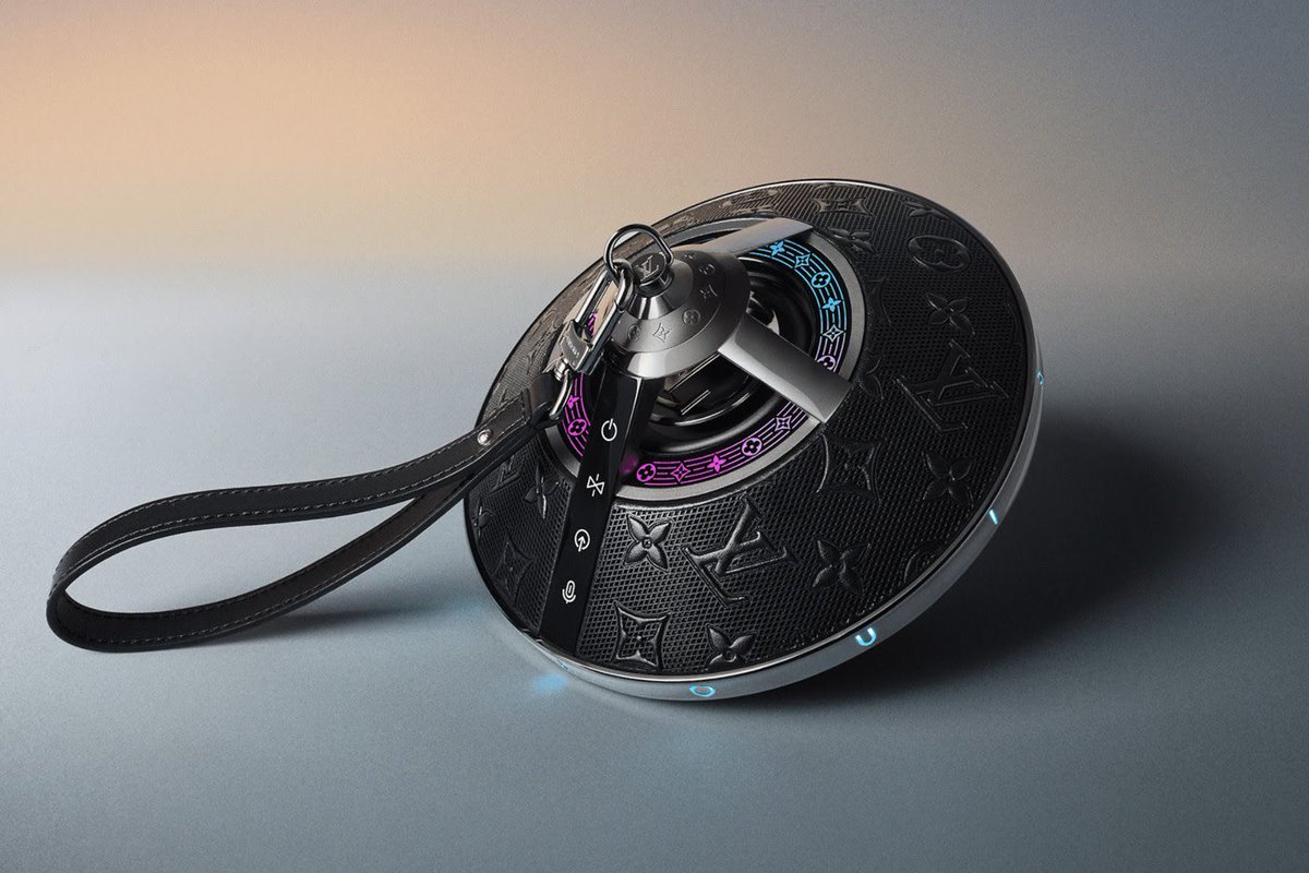 OpulentStyling's tweet photo. Louis Vuitton’s Horizon $2,890 light-up speaker. Louis Vuitton has revealed its next foray into tech products. the idea is that the Horizon speaker will serve as an artistic centerpiece of your living room or outfit, a unique blend of fashion and technology. https://t.co/qiXWNoEAhm