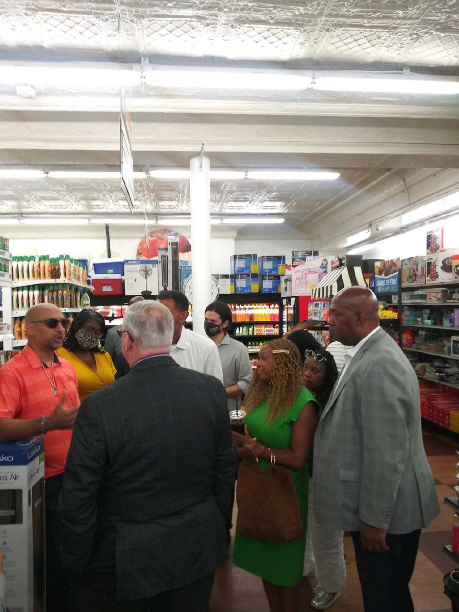 Congressman Dwight Evans (@repdwightevans) on Twitter photo This morning, <a href="/PhillyMayor/">Mayor Cherelle L. Parker</a> Kenney & <a href="/PHLCommerce/">PHL Department of Commerce</a> Director Rashid joined me on a tour of South 60th Street to hear from #WestPhilly #SmallBiz owners about the challenges & accomplishments within our community. This morning, <a href="/PhillyMayor/">Mayor Cherelle L. Parker</a> Kenney & <a href="/PHLCommerce/">PHL Department of Commerce</a> Director Rashid joined me on a tour of South 60th Street to hear from #WestPhilly #SmallBiz owners about the challenges & accomplishments within our community.