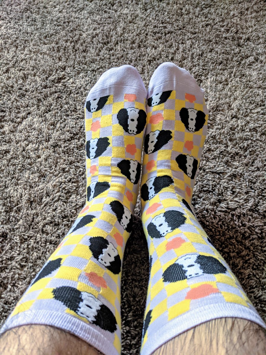Qphr_'s tweet image. YESSSS!! #AWESOMESOCKS