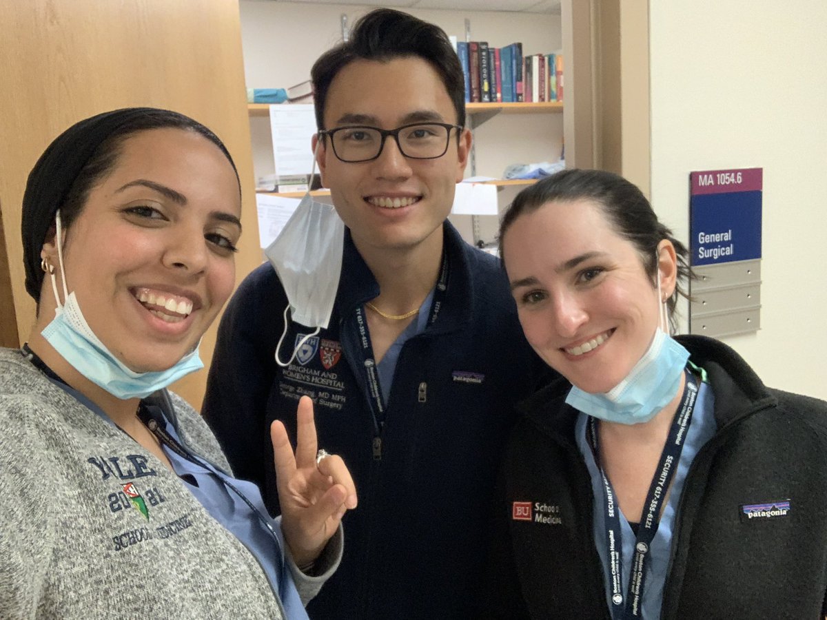 GeorgeQ_Zhang's tweet photo. When you can round on your patients at 6am and watch SpongeBob with them at noon 👶 peds surgery @BostonChildrens and first rotation of residency ✅ the best co-interns @SallamAminah @ElisaCaron6 and our fearless leaders @JamieRobinsonMD @DrDBCameron https://t.co/oOCpOI4aBL