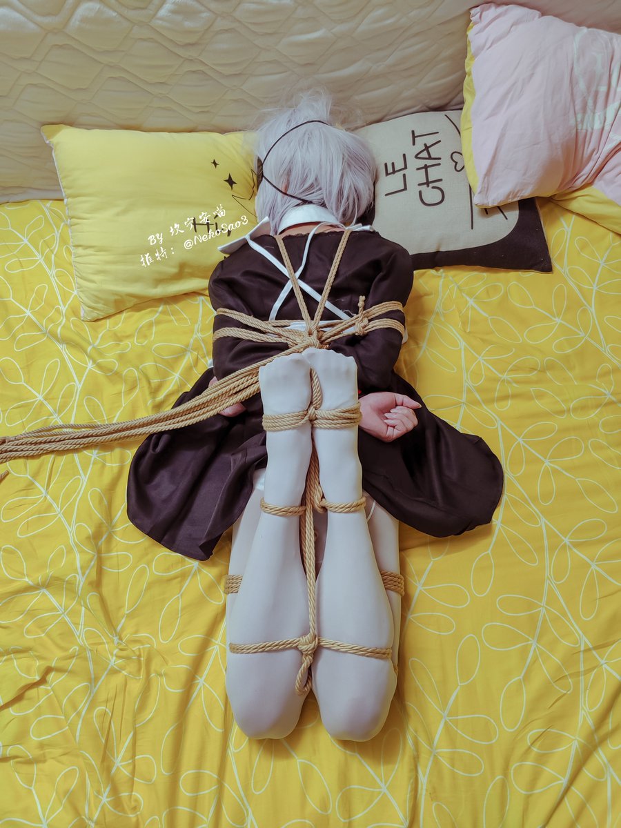 NekoSao3's tweet photo. 极限驷马看起来有多好看，绑的时候叫得就有多凄惨呜呜呜呜
绑的时候：别别别别拉了别拉了啊啊啊呜呜呜！
看照片的时候：啊啊啊看起来好棒好想再绑一次（？）

#男娘 #捆绑 #驷马 https://t.co/jLTszy8gQ6