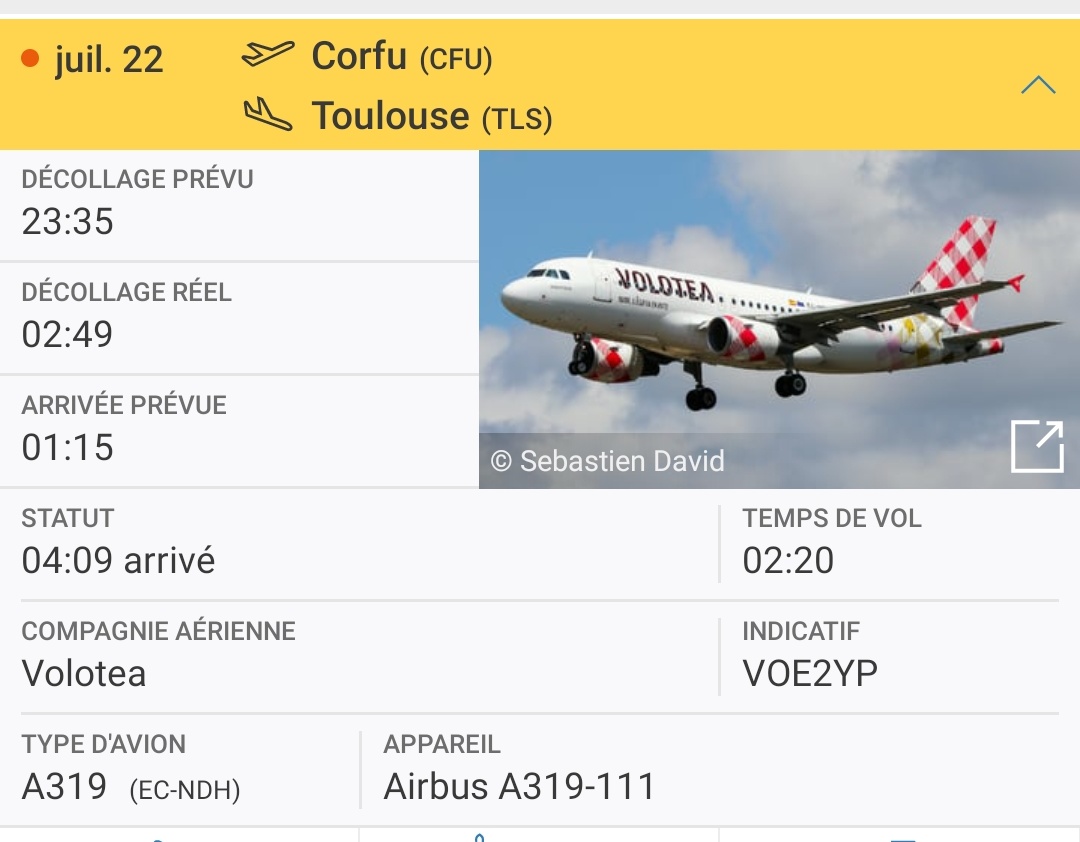 artiflo's tweet photo. @volotea 2h54 de retard avec une arrivé à Toulouse à 4h09 du matin avec des jeunes enfants c'est absolument pas une façon de faire sérieuse #Volotea. Surtout que les retards sont systématiques sur les 3 derniers vols de la ligne TLS<->CFU. https://t.co/pVpqdtEMdE