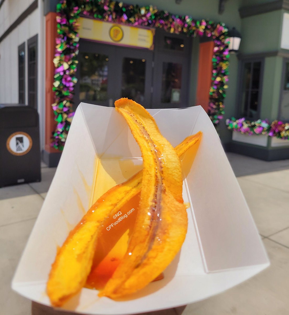 FUNFoodBlog's tweet image. New for 2021 #TasteofOrleans: Plantains with Hot Honey Drizzle

Details: cpfoodblog.com/2021-californi…