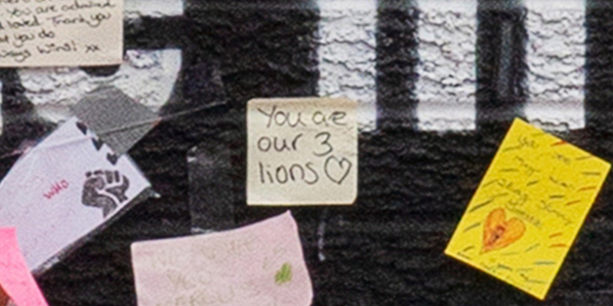 At one of my lowest points, the outpouring of support around this mural really lifted me and I’m truly grateful for that. Pleased to say that all of your lovely messages will live on through the digital wall of hope. Thank you <a href="/bt_uk/">BT</a> <a href="/WithingtonWalls/">WithingtonWalls</a> #hopeunited