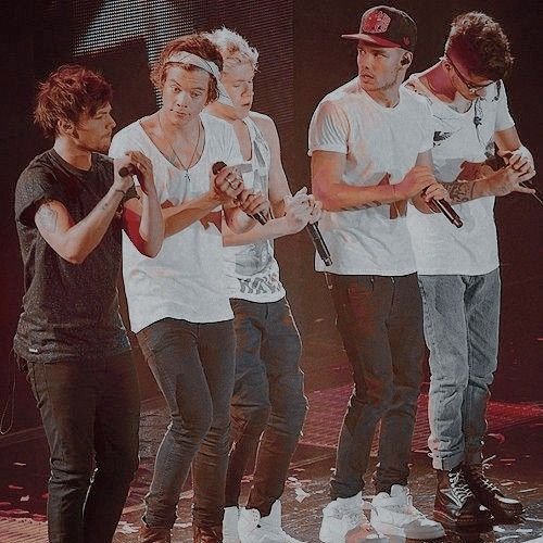 Gina20936952's tweet image. #ThanksOneDirection
#11YearsOfOneDirection
#Sad
#ILoveOneDirection