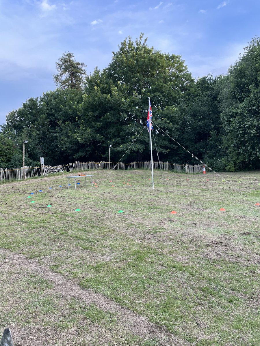 Callum_scout's tweet photo. Back in #sussex this weekend so have to squeeze a section visit in. So good to see woodbadges and nights away permits being awarded despite lockdown and some of the great things 4th Uckfield Scouts have been getting up to on zoom and f2f @ashdown_scouts @ashdowndc @ESussexScouts https://t.co/r3OU1LGNaD