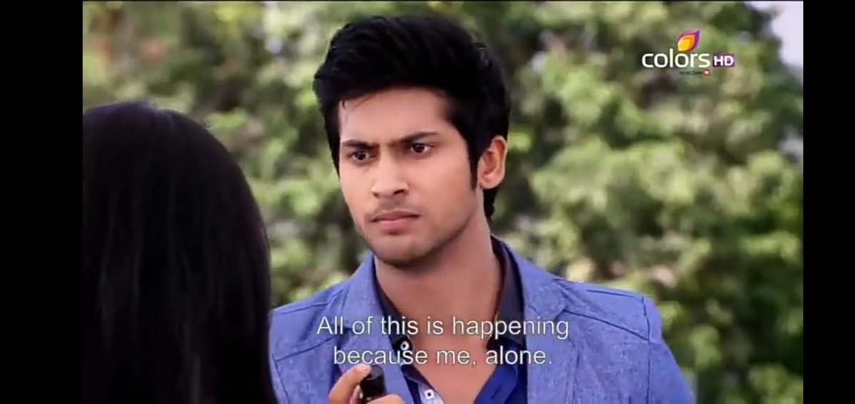 Anne_OT7Stan's tweet photo. Such a serious scene it was but see the BTS, full on masti😂, such awwdorable kids they are😚❤😚
Cutiesss😘😘😘
I really miss those days😔❤
#Swaragini
#SwaLak
#HeMish
#HellyShah
#HellyHolics
#NamishTaneja https://t.co/AbsyLFXVWy