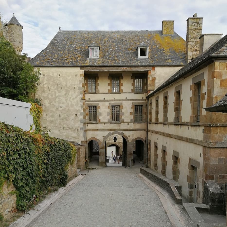 kenlynx's tweet photo. Tour Gabriel,etc②,Mont Saint -Michel and its Bay,Normandie(Normandy),France.
World heritage.
#フランス #ノルマンディー #モンサンミッシェル のガブリエル塔等②
#montsaintmichel
#normandie #normandy #france🇫🇷 #worldheritage #granderue
#世界遺産 #tourgabriel #ガブリエル塔 https://t.co/dcurLnmZEu