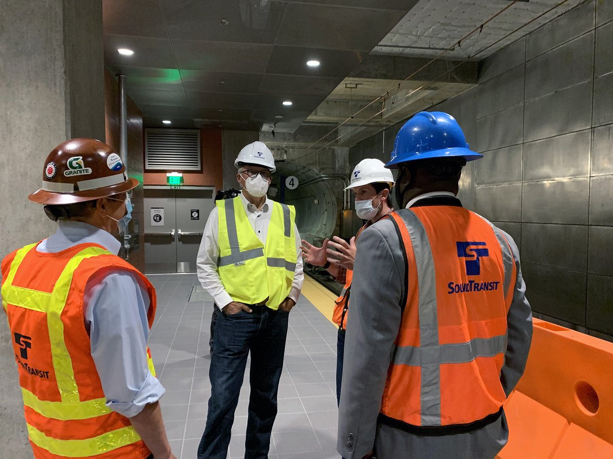 GovBobFerguson's tweet photo. Today I'm touring the @SoundTransit Roosevelt Station, housing near the light rail &amp; the new electric bus line. Clean energy is the future, but it can only be reached with affordable housing &amp; community engagement. Ventures like these projects are how we should be developing. https://t.co/okmu6lIMTG