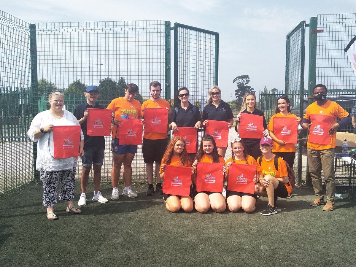 CypscLouth's tweet photo. Spent a lovely afternoon at our 1st family picnic as part of Louth CYPSC Summer Initiative. Was so lovely to meet all the youthworkers, young people, families from Rathmullen and Ballsgrove area in Drogheda.
#drogheda #boynegydp #ywilouth #prideincommunity. Well done everyone! https://t.co/5Q8ICwGfBa