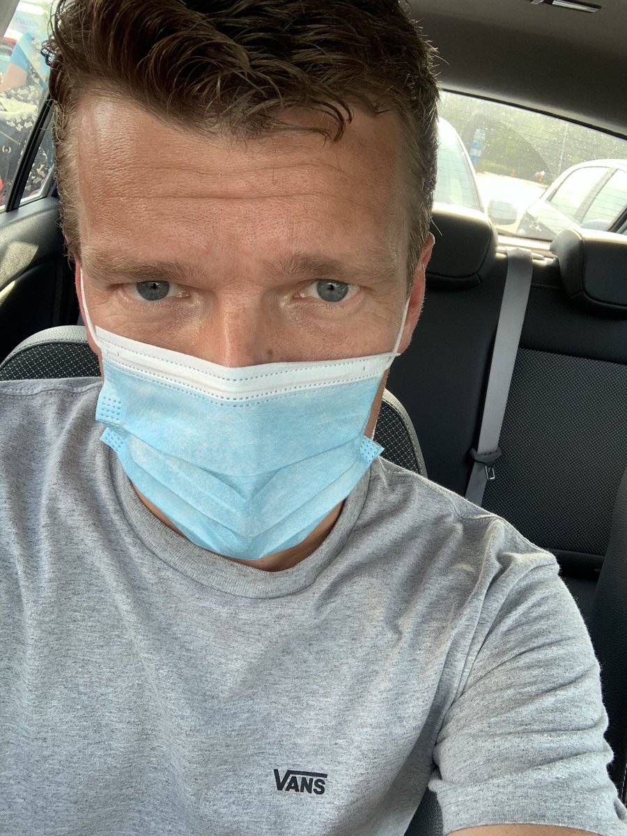 JoeWareham's tweet image. Walking around supermarkets has turned into some weird game of human Pac-Man trying to manoeuvre away from the people without face masks on 👾