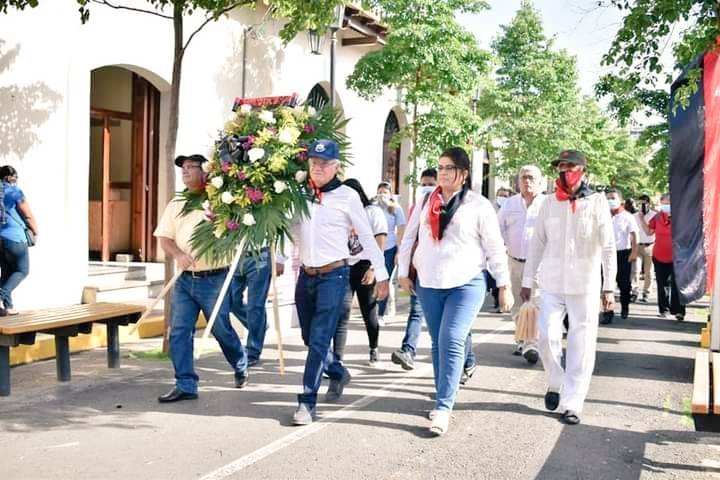 #23Julio 
Rindiendo homenaje a nuestros Estudiantes que fueron masacrados el 23 de Julio de 1959 en leon por la GN. #DiaDelEstudiante
#SiempreSera23
#TE21 
#LeónRevolución