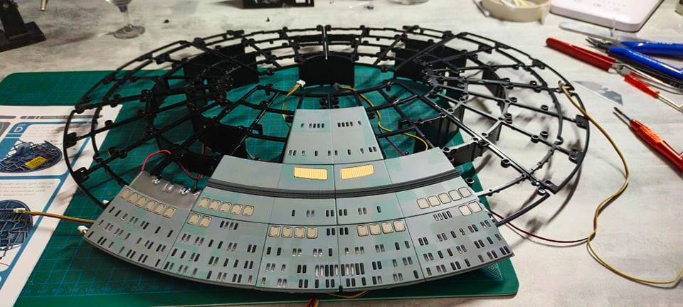 geek_fred's tweet photo. #starfleetbuilders #StarTrek  
Stage 21 terminé, la vidéo arrive sur ma chaîne YouTube https://t.co/JvBIptabCB