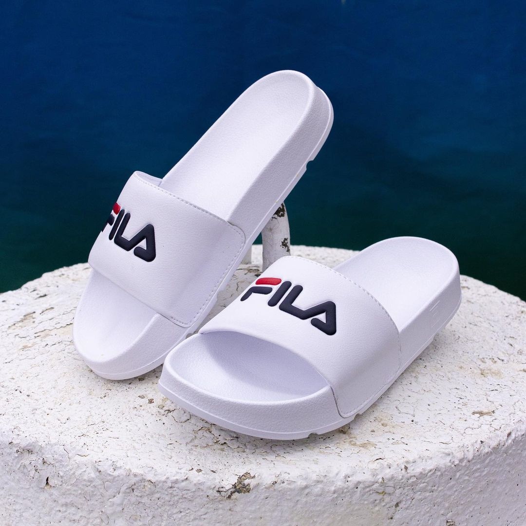 Lemarchecentral's tweet photo. Ce doit être les sandales les plus confortables du monde !⁠
⁠
-⁠
⁠
These must be the most comfortable sandals EVER!⁠
⁠
📷: @globo_shoes⁠
⁠

#globo #shoes #sandals https://t.co/HgCuGto3Rh