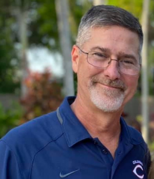 ColumbusHS_Mia's tweet photo. SCHOOL ANNOUNCEMENT: We have appointed Mr. Bob Linfors ‘85 as the next Dean of Students. Bob has been a teacher, moderator, and coach throughout his 26 years at CCHS. We are confident in his ability to provide leadership and a presence on our campus. #CPride #Adelante https://t.co/PxtPegUPz8