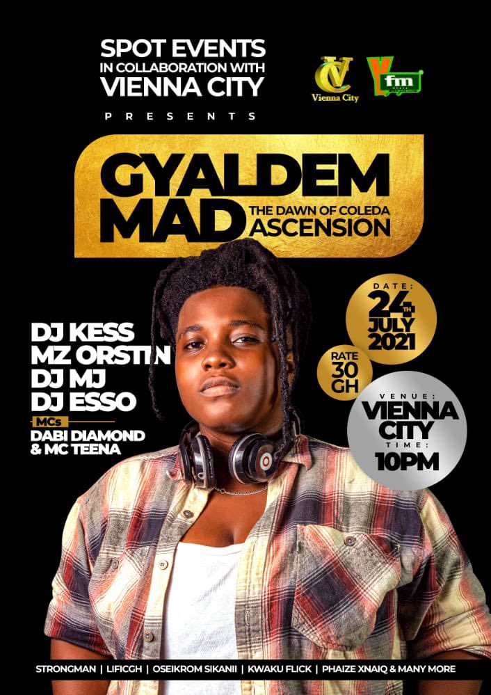 TafoStoneOne's tweet photo. #FridayNiteMyx is locked on at California high street @y1025fm @djbongogh 🗣🗣🗣🗣 @DjColeda 💃💃💃💃💃💃 https://t.co/7qUshDukkL