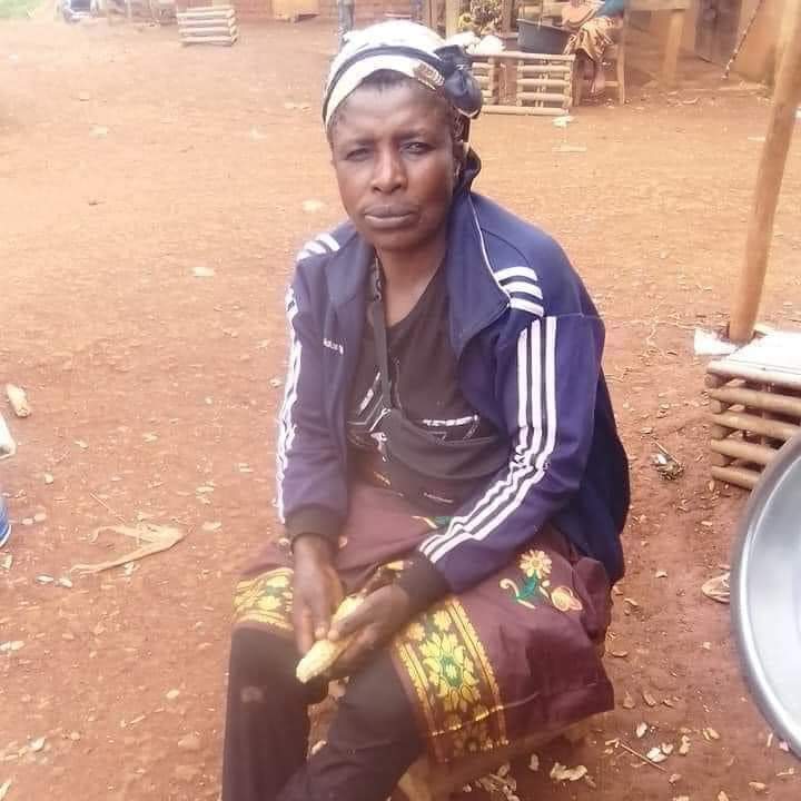 #Pinyin
MY PEOPLE HAVE SUFFERED!! 

The #CamerounArmy executed her today in Pinyin just because she's the mother to an Amba Fighter 😭😭😭😭. Since when has giving birth to a child become a crime? 
RIP Mami Frida <a href="/TiborPNagyJr/">Tibor Nagy</a> <a href="/UKParliament/">UK Parliament</a> <a href="/bidenfoundation/">Biden Foundation</a> #Genocide_In_Ambazonia
