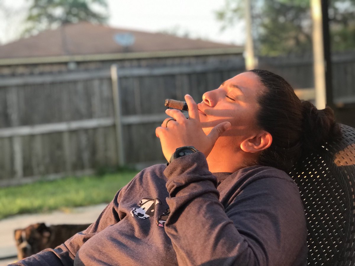 suzwilliams14's tweet photo. My future wife is a bad bitch y’all  🤷🏼‍♀️ https://t.co/atNByFOcL9