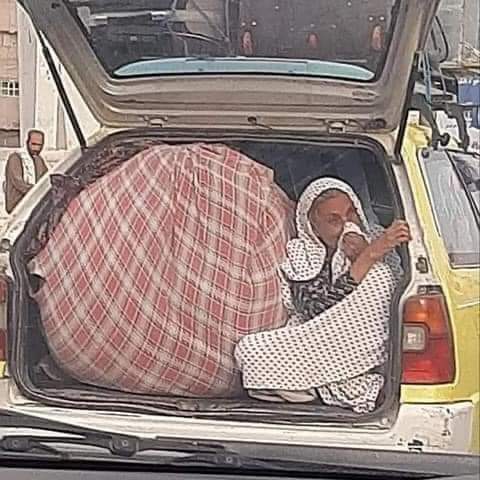 AllamiRafiullah's tweet photo. د سولې په نوم د نظام ړنګول او د ابادو بنسټونو ويجاړول نه منو. سوله د هر افغان د زړه غږ دى، خو داسې سوله چې د هر افغان عزت پکې خوندي وي.
#سوله_مو_لوی_آرمان_دی
#د_سولې_تږی_ملت!!!
#StopAfghanWar
#SpeedupPeaceTalks
#AfghanPeaceProcess
@ashrafghani
@ARG_AFG https://t.co/XmqOYCGeiT