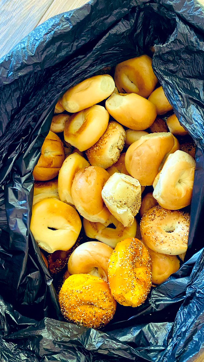 SneakyBeags's tweet photo. Why do my wife and kids insist on trolling me also? Got these photos while at work along with a message that said #TheSneakyBagel
#ThanksChat
@highscore_tees I blame you too!
Look what you people have done: https://t.co/Hg7nuX8yDL