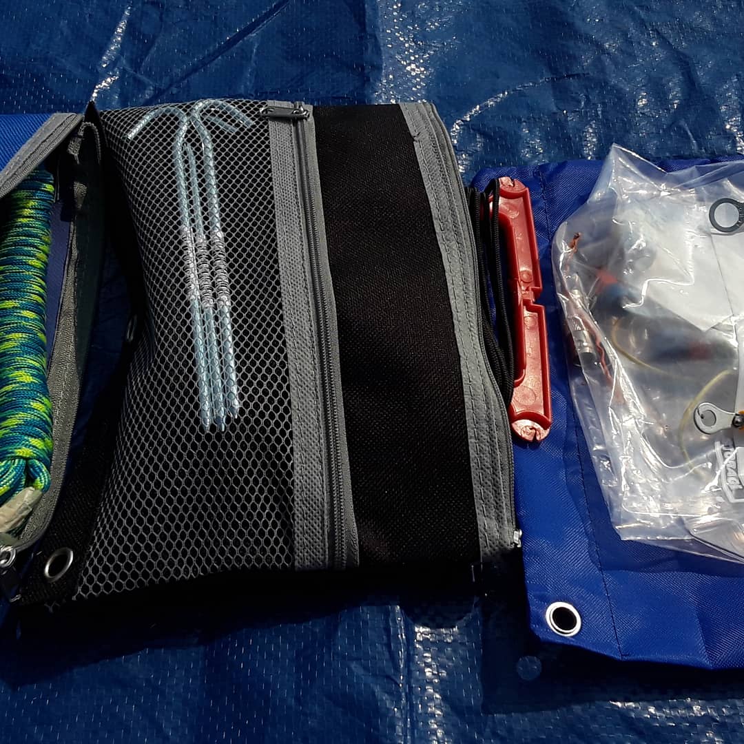 N4JAW's tweet photo. Since I'm using my #buddipoleantenna more I needed something other than sandwich bags to store guyed ropes,stakes & paracord. These Back to School
$1 Store pencil pouches work great. #amateurradio #hamradio #hamradiohack #amateurradiohack https://t.co/ESb61Ga4MB
