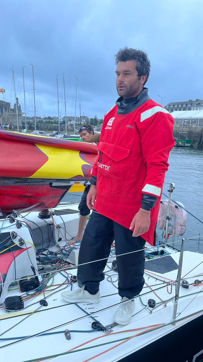 SoloGuyCotten's tweet photo. De retour à @villeconcarneau , @LOISONAlexis explique les raisons de son abandon #Vaccin💉#2eDose
➡️https://t.co/v5y1wq3KwI https://t.co/DGMJ1e6q4F