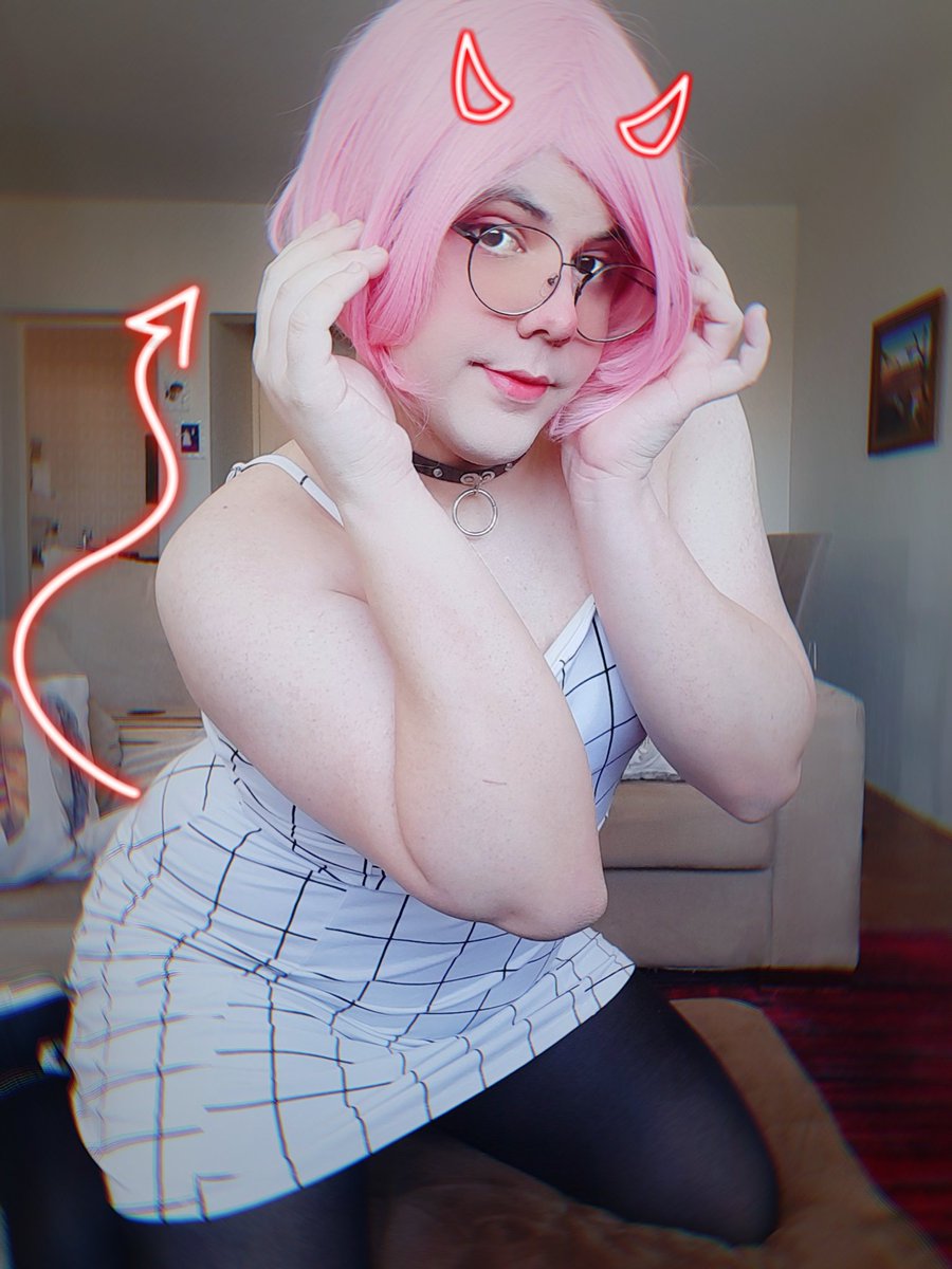 happykaos_'s tweet photo. I may be an error, but I'm a cute one 😘💕
#alternivestyle #alternativegirl #alternative #devilgirl #devil #devilhorns #deviltail #devilgirls #demon #succubus #succubusgirl #pantyhose #renaichan #renai #ren #kawaii #waifu https://t.co/PjLizgYF7u