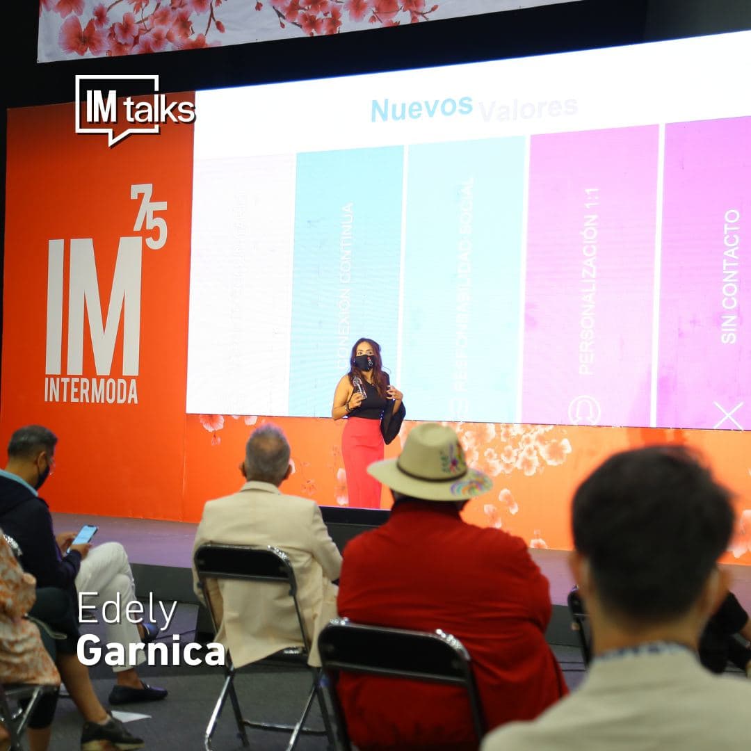 Intermoda's tweet image. Edely Garnica socio fundadora de #researchmag nos contó más sobre "El retail: nuevas experiencias de compra" durante su #imtalks de #intermoda75