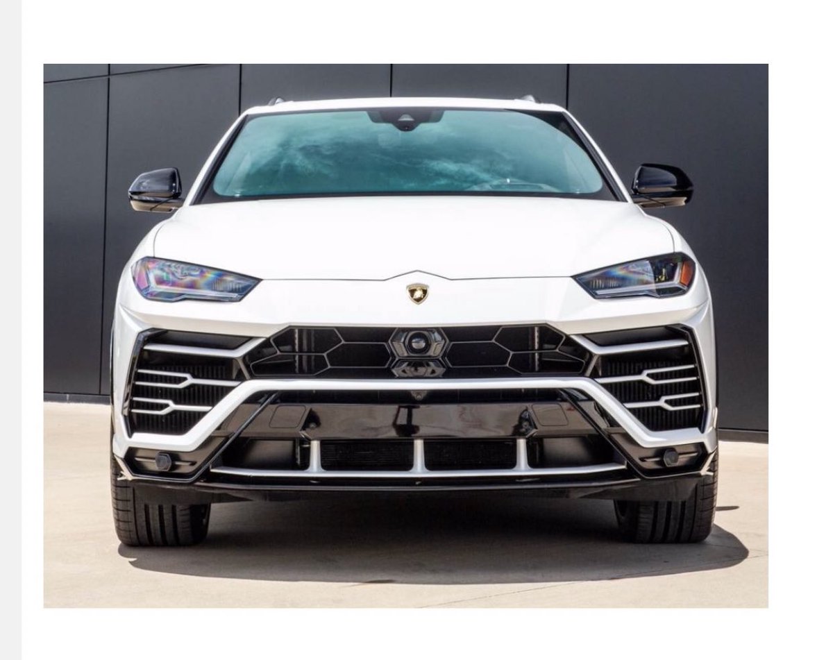 leaseitfromLLP's tweet photo. 2019 Lamborghini Urus ⚪️

#lamborghini #lamborghiniurus #lambo #white #cool #car #carsofig #carsofinstagram #exoticcars #cool #whip #cars #luxury #lease #llp #dope #carstagram https://t.co/y8lNBu7093