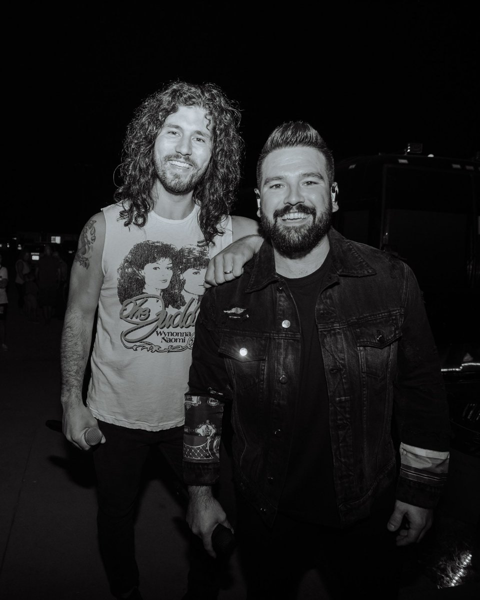 Dan + Shay tweet media