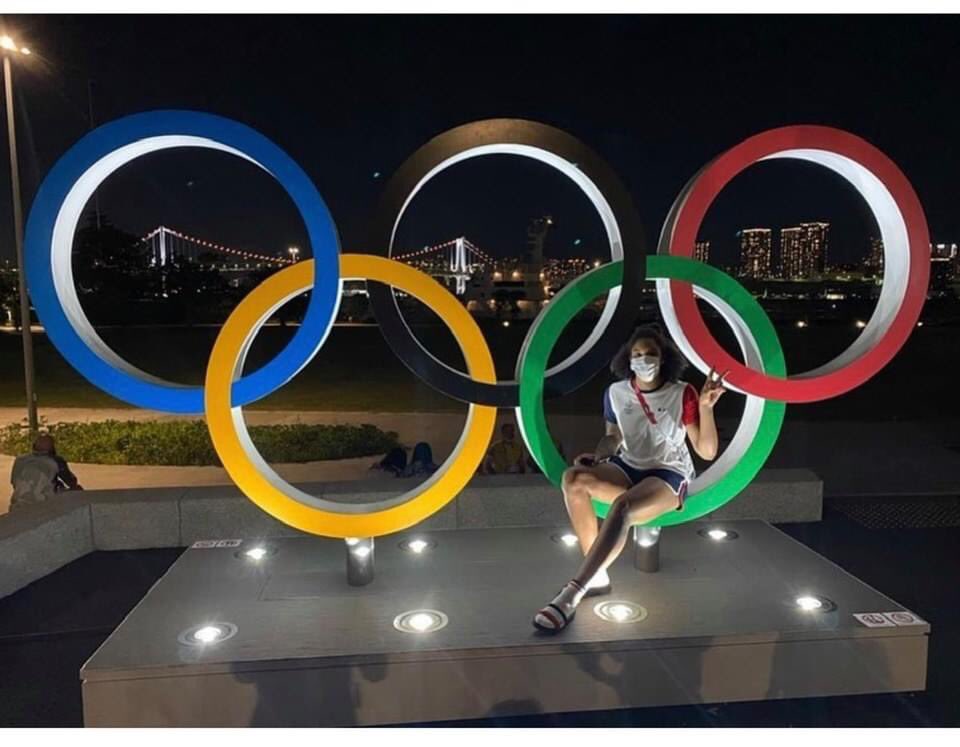 KellyT1963's tweet image. Jam on it alumni!                     Go Gabby Williams!!!!🇫🇷🏀