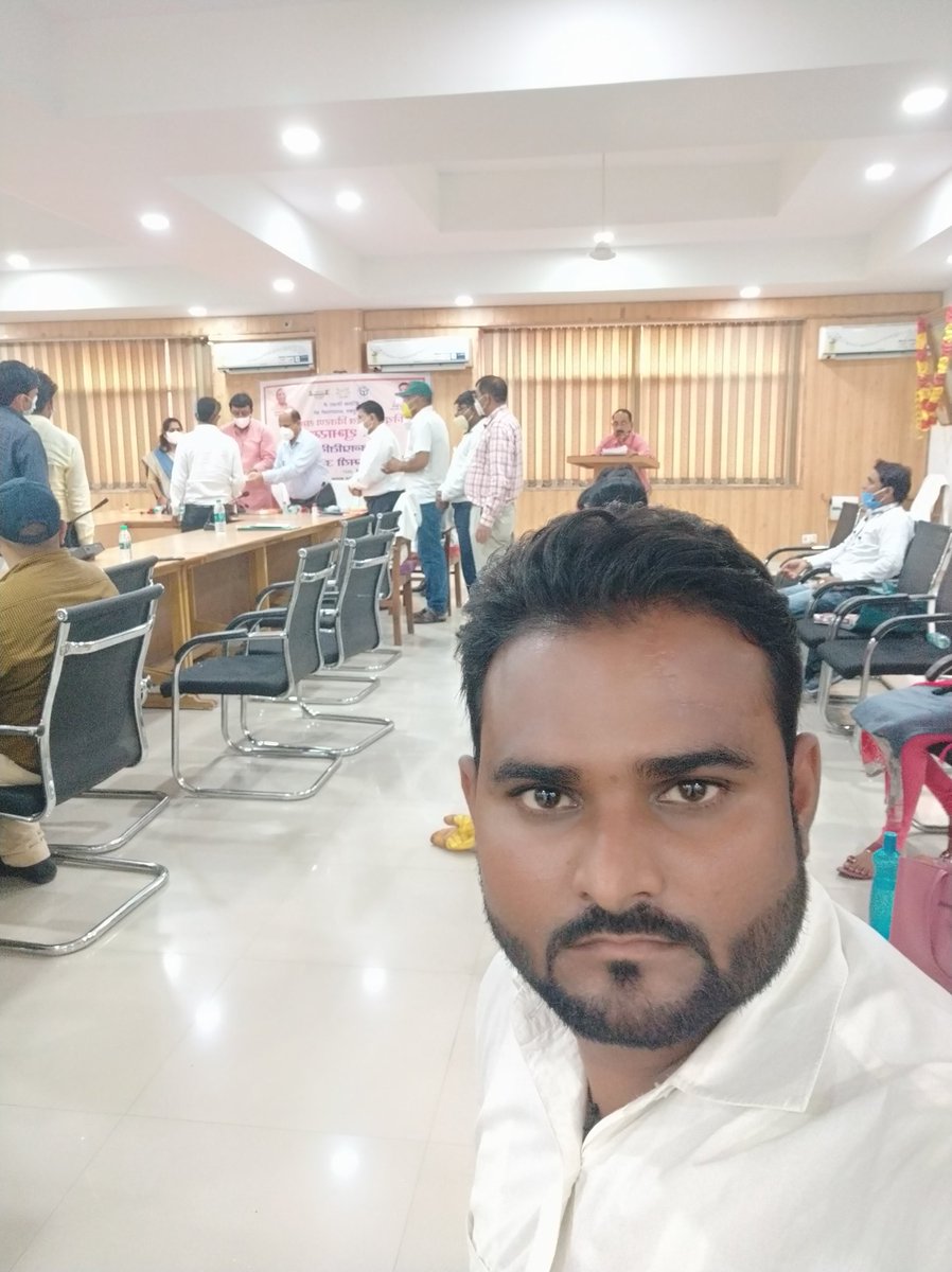 माननीय मुख्यमंत्री श्री <a href="/myogiadityanath/">Yogi Adityanath</a> जी एवं शिक्षामंत्री श्री <a href="/drdwivedisatish/">Dr Satish Dwivedi</a> जी को सभी 6696 चयनित सहायक अध्यापकों की ओर से बहुत बहुत धन्यवाद एवं आभार।
🙏🙏🙏
#धन्यवाद_योगीजी
<a href="/CMOfficeUP/">CM Office, GoUP</a>
<a href="/UPGovt/">Government of UP</a>
<a href="/myogioffice/">Yogi Adityanath Office</a> 
<a href="/basicshiksha_up/">Department Of Basic Education Uttar Pradesh</a> 
<a href="/navneetsehgal3/">Navneet Sehgal</a> 
<a href="/RamPratapBJP/">RamPratap Singh</a> 
@prem_vidrohi