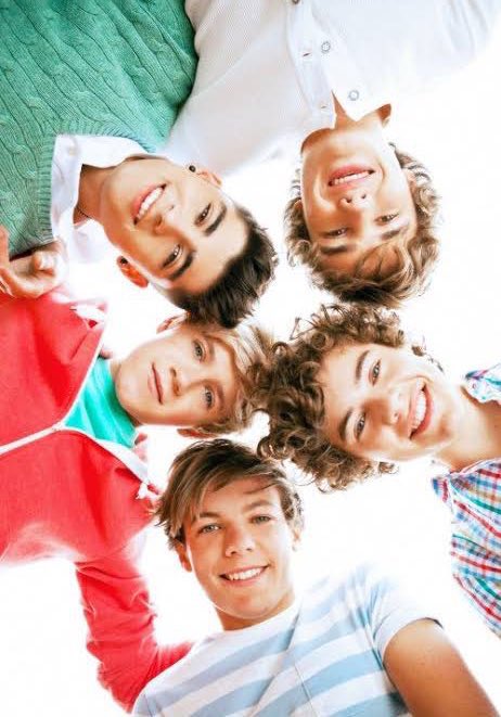 usedearfan's tweet photo. choose one #11YearsOfOneDirection 

take me home x up all night https://t.co/673VHF0yqk