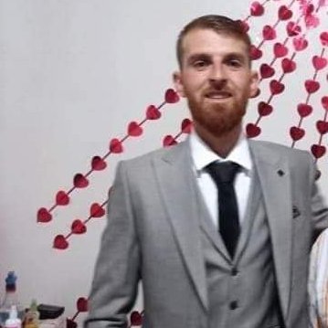 Zidane_SCD's tweet photo. This picture sums up the whole story. It says thousands of words about the Syrian tragedy... Maryam is a young Syrian woman who was killed by the Assad regime two days after her wedding with several members of her family in the town of #Ehsim in #Idlib. https://t.co/Z0vvQXura1