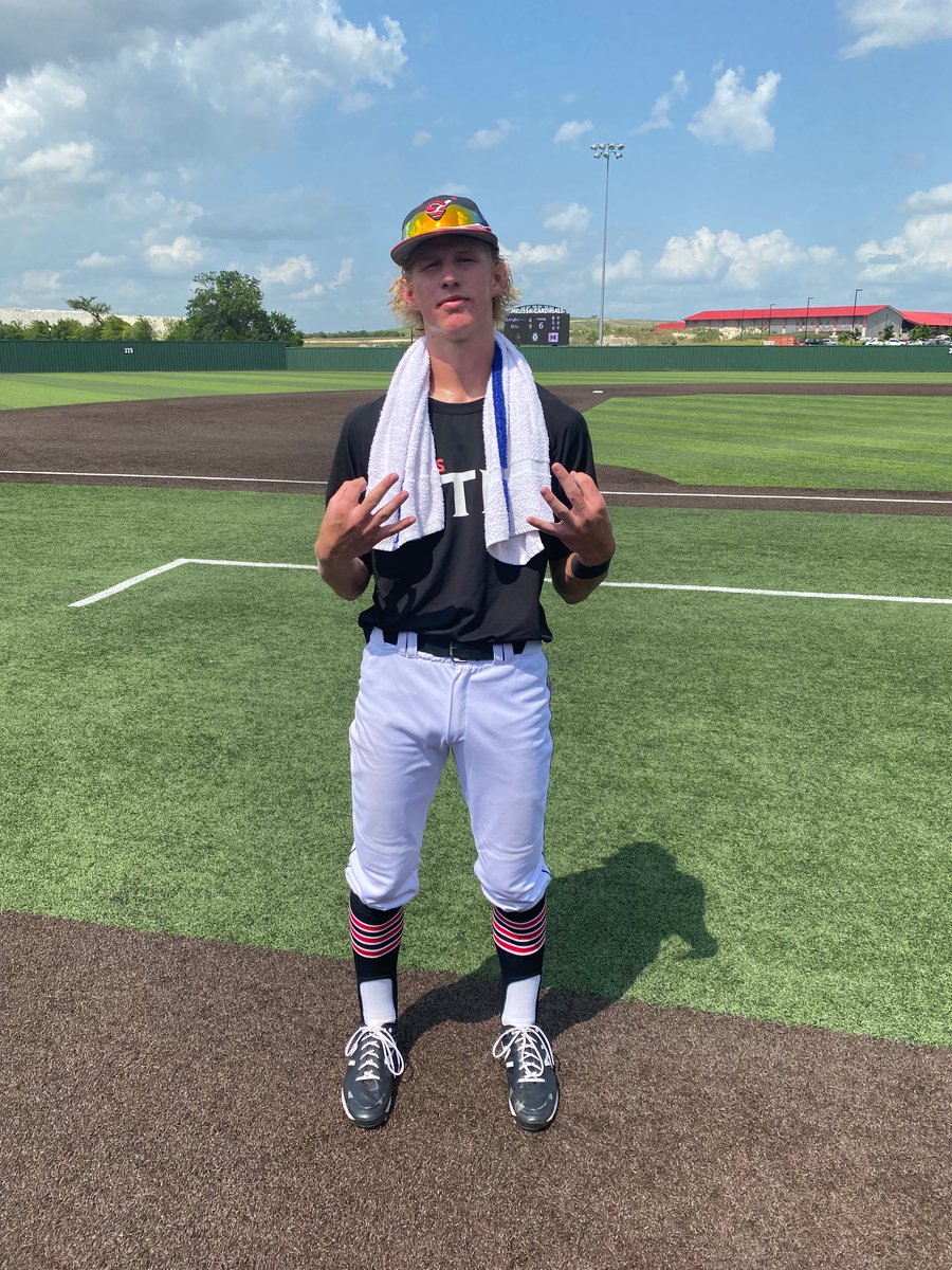 #SatelliteWS F: <a href="/StixBaseballTX/">Stix Baseball</a> North 2022 Prospects Black 9, North Texas Longhorns Phillips 4
PoG: @jacobsullens2 2-3, 2 2B, 2 RBI, R
Hitter: <a href="/emery_fields/">Emery Fields</a> 1-2, HR, RBI, 2R, BB
Pitcher: <a href="/nick_fletcher48/">Nicholas Fletcher</a> 4.2 IP, 4K, H, 0 ER