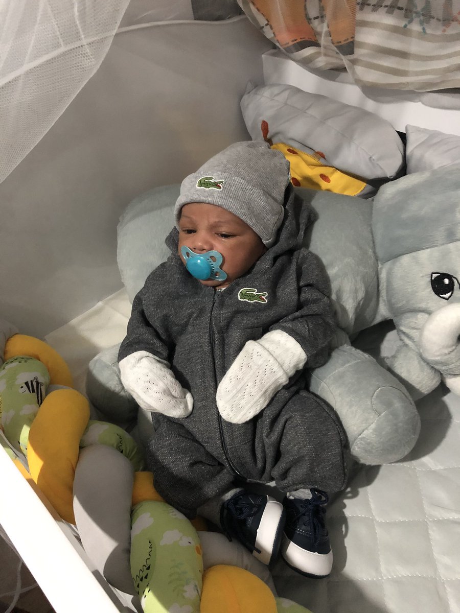 reidavicaue's tweet photo. Jogador não olha pra foto 😅🥰 https://t.co/nzeMeaFUOx